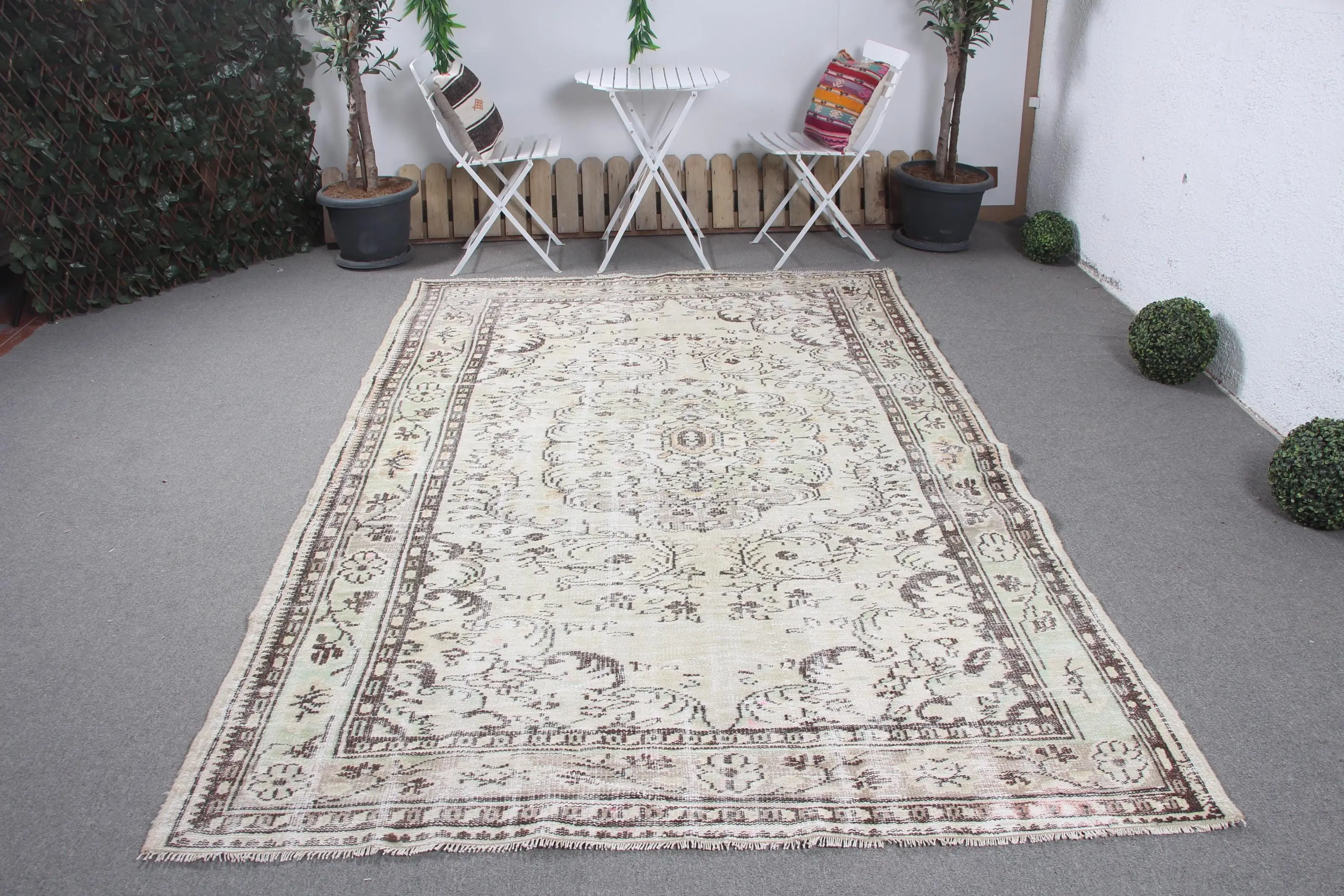 Vintage türkischer Teppich 6x9,2 ft (184x281 cm), brauner Wollteppich - 1