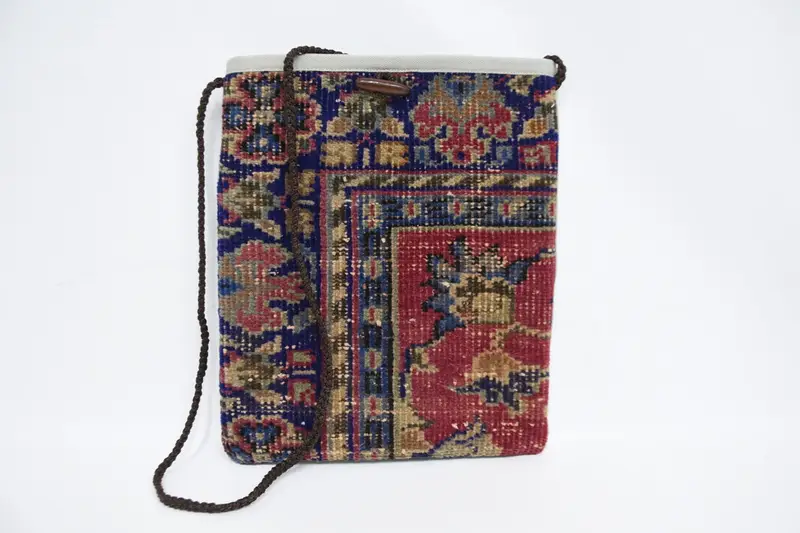 アールデコ調ウールショルダーバッグ ジッパー付き キリムバッグ