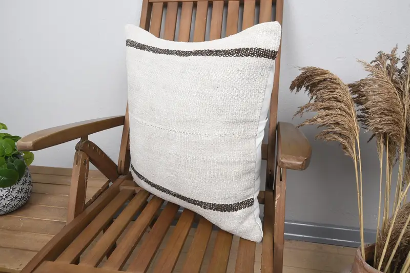 Throw Kilim Pillow, Pillow Case, Boho Pillow, Personalized Gift Pillow Pillow Cover, Turkish Kilim Pillow, 20x20 Beige Pillow Cover - 3