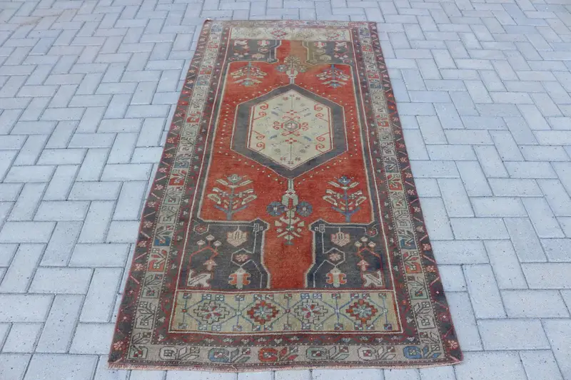 Alfombra Oushak turca de 3,3x6,8 pies, alfombra de lana vintage patchwork rojo - 1
