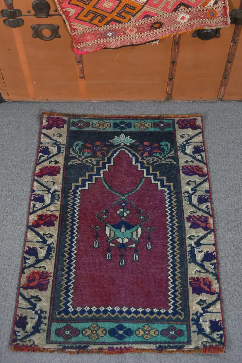 2x2.9 ft Rug, Vintage Turkish Rug, Red Oushak Wool Rug - 1