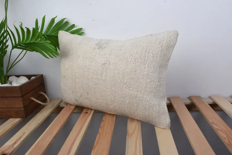 Kilim Pillow Cover, Outdoor Patio Cushion Case, Vintage Kilim Pillow, 12x20 Beige Pillow Sham, Pillow Cover, Home Decor Pillow - 5