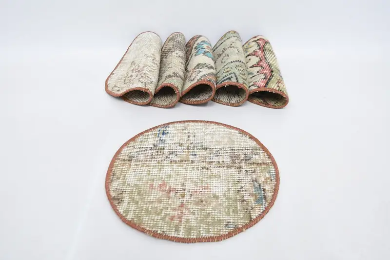 エレガントなベージュ & ブロンズのキリム プレースマット、多用途のキッチン装飾