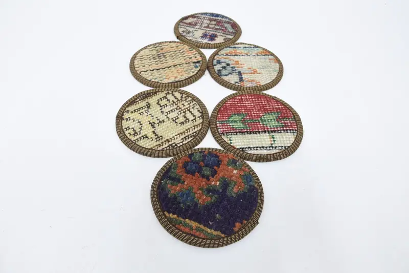 ボヘミアンブルーとレッドのラウンドコースター、ノンスリップボヘミアンコースター