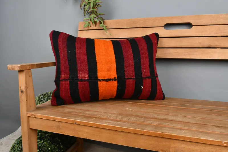 Boho Pillow Sham Cover, Pillow Cover, Retro Throw Pillow Cover, 16x24 Red Pillow Case, Kilim Pillow Cover, Vintage Kilim Pillow - 1