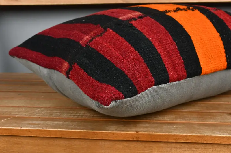 Boho Pillow Sham Cover, Pillow Cover, Retro Throw Pillow Cover, 16x24 Red Pillow Case, Kilim Pillow Cover, Vintage Kilim Pillow - 4