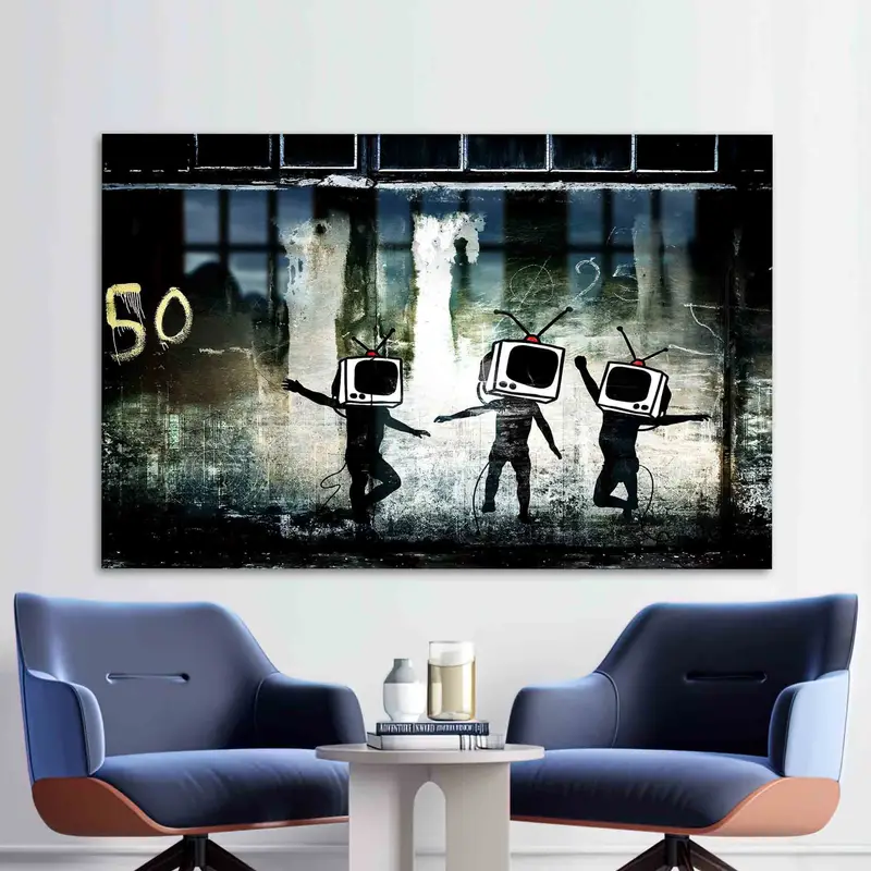 Elegant Printed Glass: Banksy-Inspired Urban Art Design