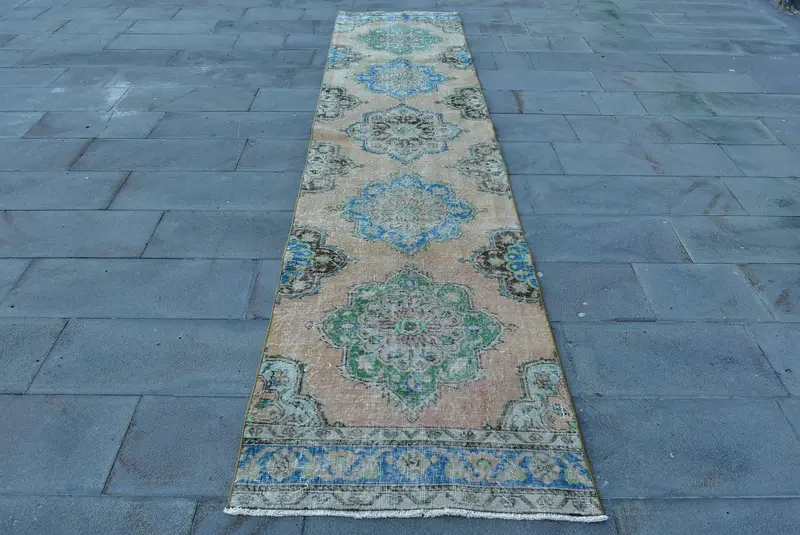 Vintage 2,8x12,5 ft Teppich, türkischer Oushak-Teppich, blauer Animal-Print-Teppich aus Wolle - 1