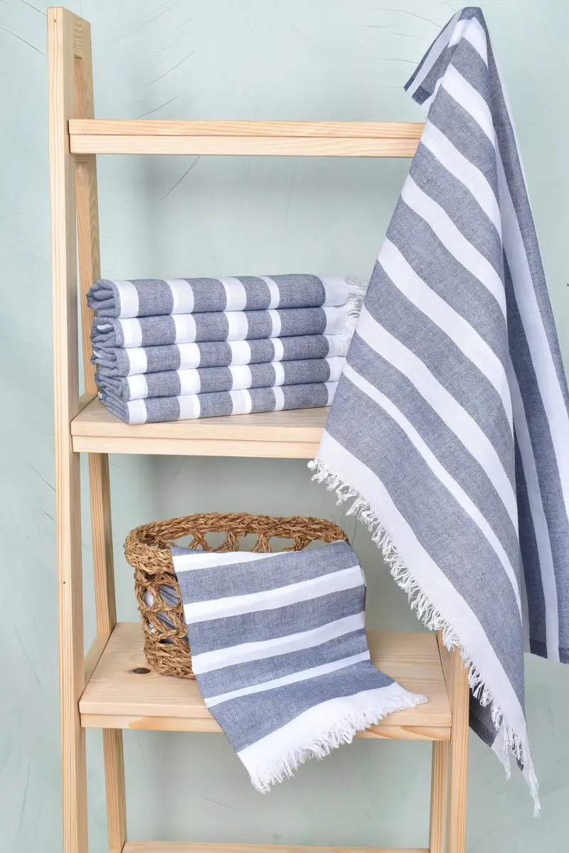 Girls Weekend Getaways Gifts, Bridal Shower Favors, 64x40 Cotton Striped Towel, Bachelorette Party Gift, Travel Towel, Bridal Gifts, Bath towel - 3