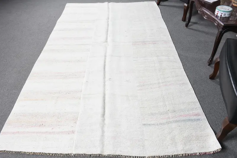 Türk Kilim Büyük Halı 5,2x8,9 ft (158x272 cm), Vintage Beyaz Güneybatı Halı - 1