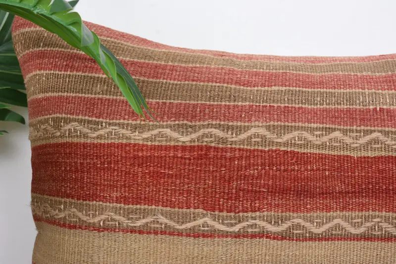 Garden Pillow, Boho Pillow Sham Cover, Living Room Throw Pillow, Pillow, Gift Pillow, Vintage Pillow, 16x24 Red Pillow Case - 2