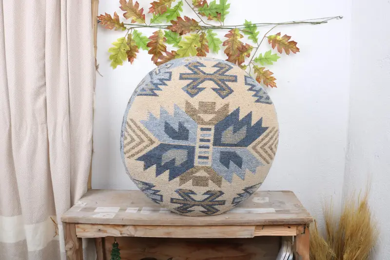 ベージュのキリム風長方形プーフ、手作りウール オットマン プーフ