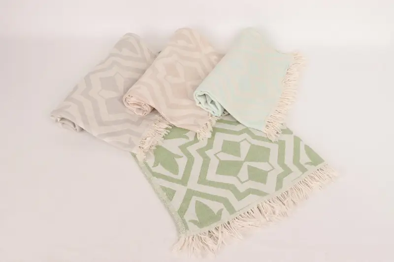 Wedding Favors, 40x24 Cotton Tulip Patterned Towel, Bridesmaid Gifts, Monogrammed Hand Towel, Bachelorette Party Favors, Beach Theme Wedding Gift - 4