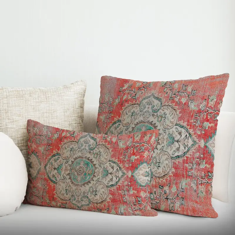 Rot-blaues bedrucktes Kissen aus Bio-Baumwolle für die Inneneinrichtung