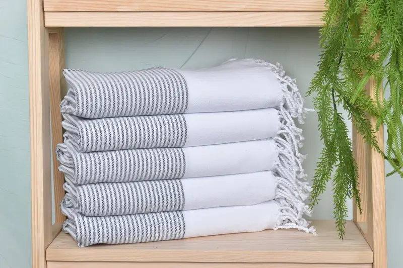 Soft organic Turkish peshtemal for luxury spa use, Gift For Mom, Bath towel, Turkish Towel Beach, Handmade Gift, 70x40 Cotton Striped Towel - 2