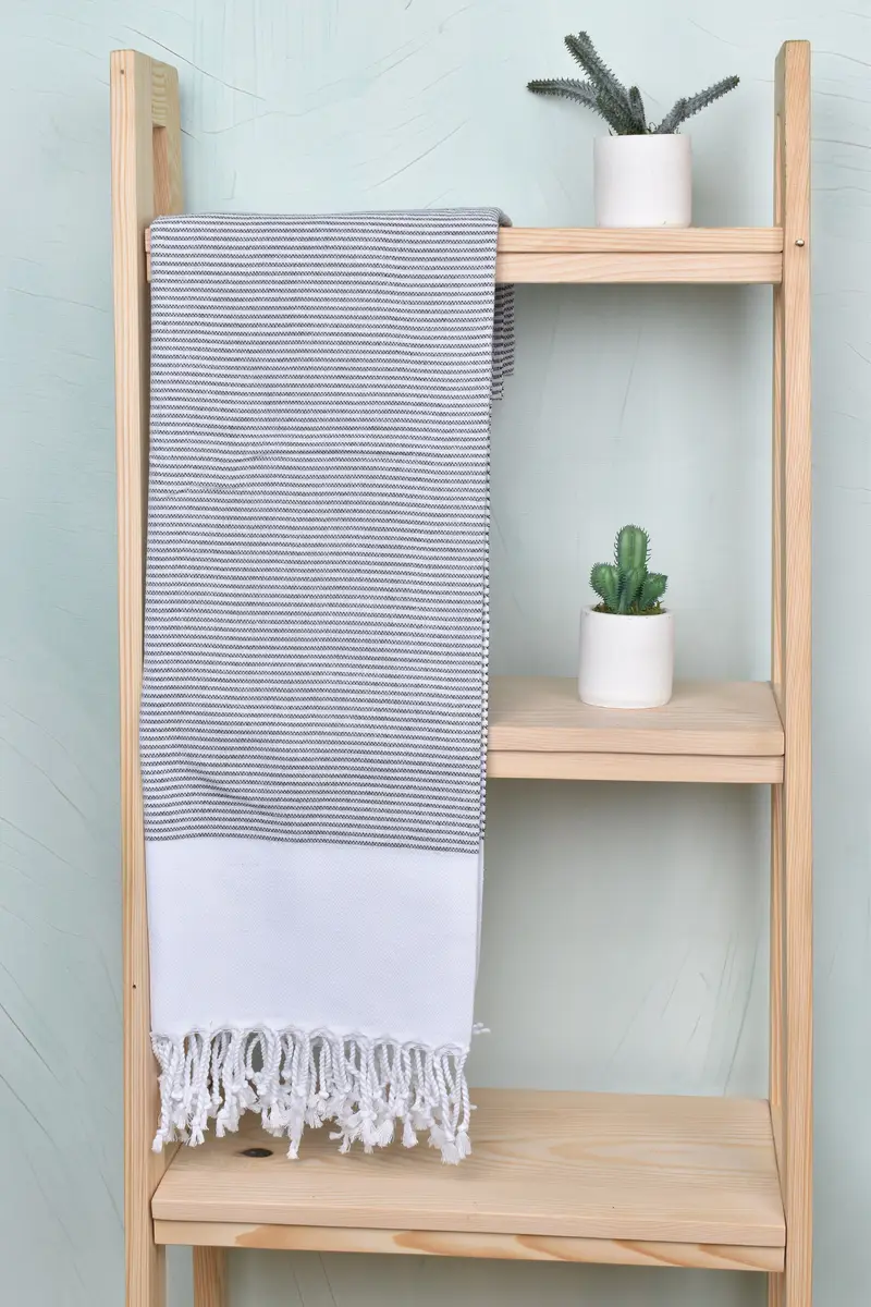 Soft organic Turkish peshtemal for luxury spa use, Gift For Mom, Bath towel, Turkish Towel Beach, Handmade Gift, 70x40 Cotton Striped Towel - 8
