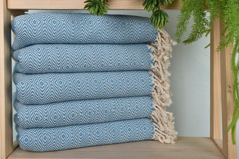 Handmade Gift, Cotton towel, Girl Trip Party Favor, 70x40 Cotton Zigzag Diamond Towel, Large Turkish Towel, Luxury Beach Towel, Wedding Favors - 1