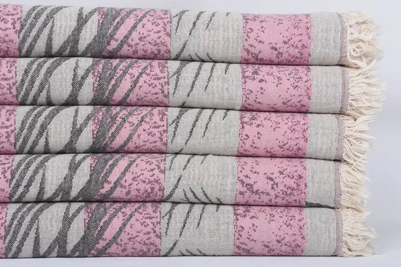 Embroidered Beach Towel, Bridesmaid Gift Towel, Monogram Beach Towel, Bridal Shower Gift, 78x38 Cotton Floral Design Towel, Maid Of Honor Gift - 4