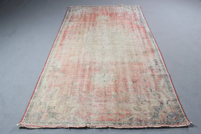 Vintage Rug, Large 5x9.1 ft Turkish Rug, Red Polka dot Wool Rug - 1