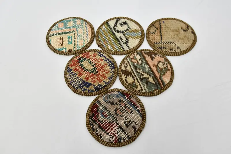 Posavasos redondos bohemios beige y marrón, posavasos bohemios con estilo