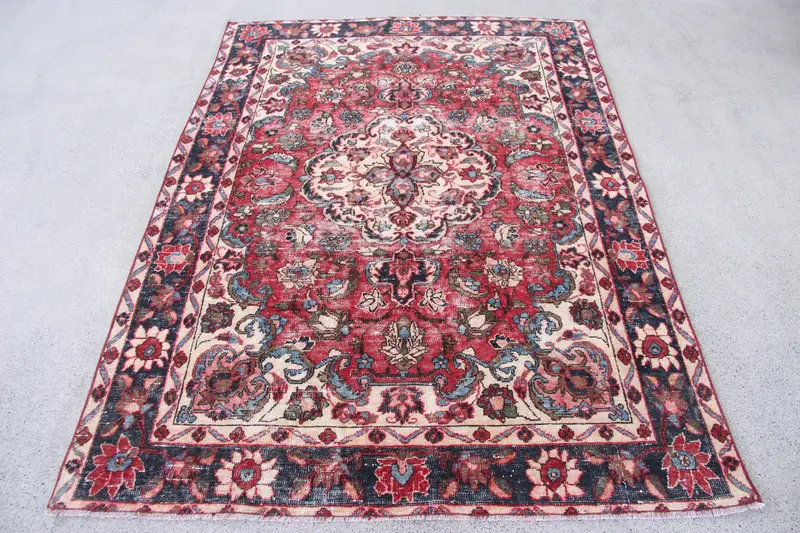 レッドサウスウェスタンラグ、4.7x6.3フィートのエレガントな室内装飾