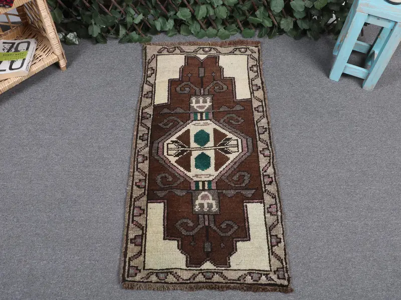 Alfombra Marroquí Marrón, 1.7x3.4ft Acento Beige
