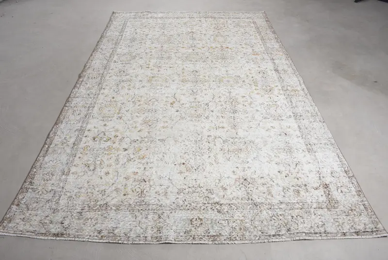 5.9x9.4 ft Rug, Turkish Vintage Rug, White Oushak Wool Rug - 1