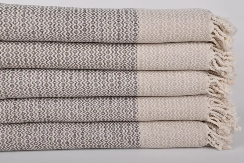 Best lightweight Turkish towel for travel USA, Bath towel, Soft towel, Beach Towel Bulk, Spa Gift, Bachelorette Gifts, 70x40 Cotton Diamond Towel - 2