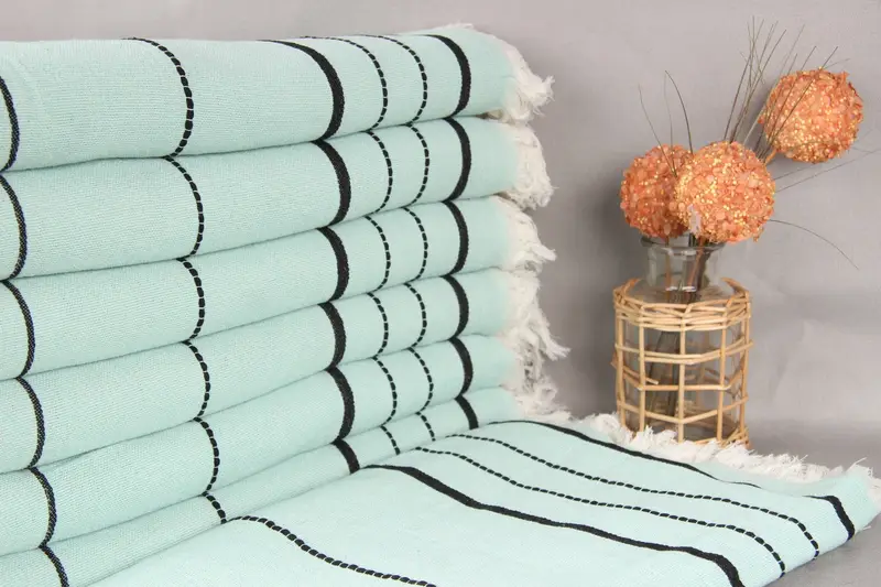 Plaj Havlusu Mint-Siyah Çizgili Organik Pamuk, 40x71 İnç