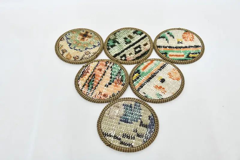 Zarif Bej ve Yeşil Bardak Altlıkları, Kaymaz Türk Halısı Bardak Altlıkları