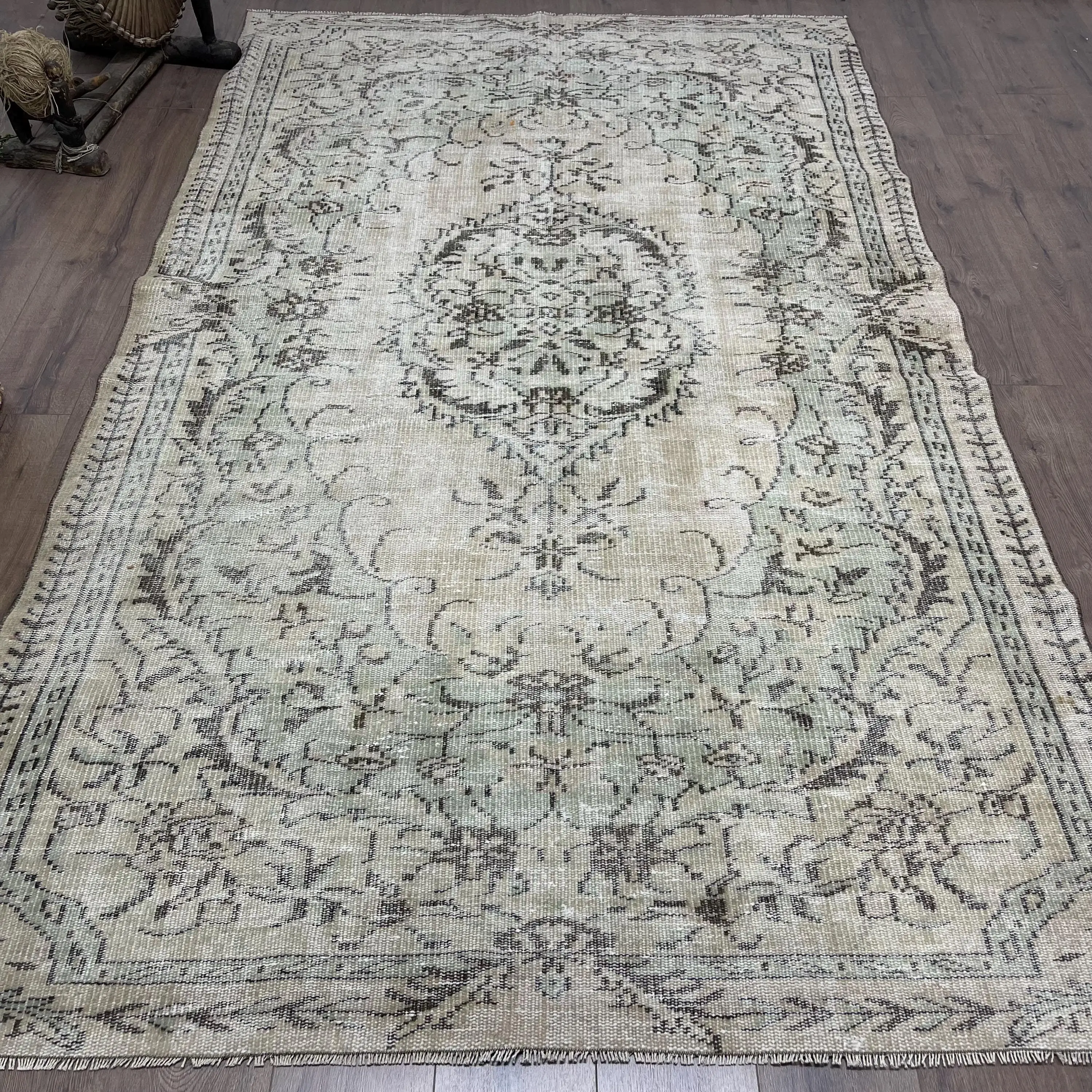 Vintage Türk Halısı 5.6x9.6 ft (170x293 cm), Gri Güneybatı Halısı - 1