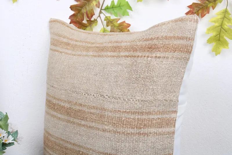 Ethnical Kilim Rug Pillow, Pillow for Couch, Vintage Pillow, Neutral Cushion Cover, Handwoven Pillow, Cushion Cover, 20x20 Beige Pillow - 5