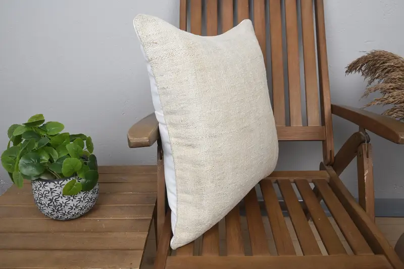 Gift Pillow, Knitted Pillow Cover, 20x20 Beige Cushion Cover, Aztec Cushion, Boho Pillow, Handmade Kilim Cushion, Cushion Cover - 2