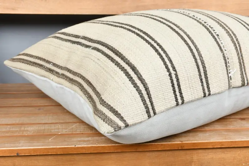 Traditional Pillow Cover, 20x28 Beige Cushion, Antique Pillows, Pillow for Sofa, Turkish Rugs Pillow, Interior Designer Pillow, Pillow - 4