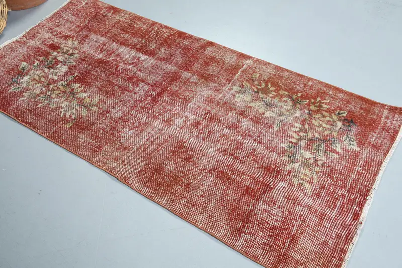 Vintage türkischer Teppich, Akzent 3x6,2 ft (90x189 cm) Teppich, roter orientalischer Wollteppich - 1