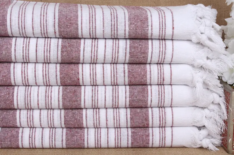 Toalla turca personalizada a rayas burdeos, 32x67 pulgadas