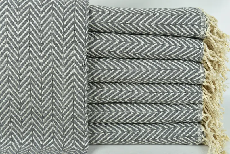 Personalized Turkish Towel, Beach Wedding Favor, Lightweight Turkish towel, Christmas Favors, Luxury towel, 70x40 Cotton Zig zag Towel, Guest Towel - 1