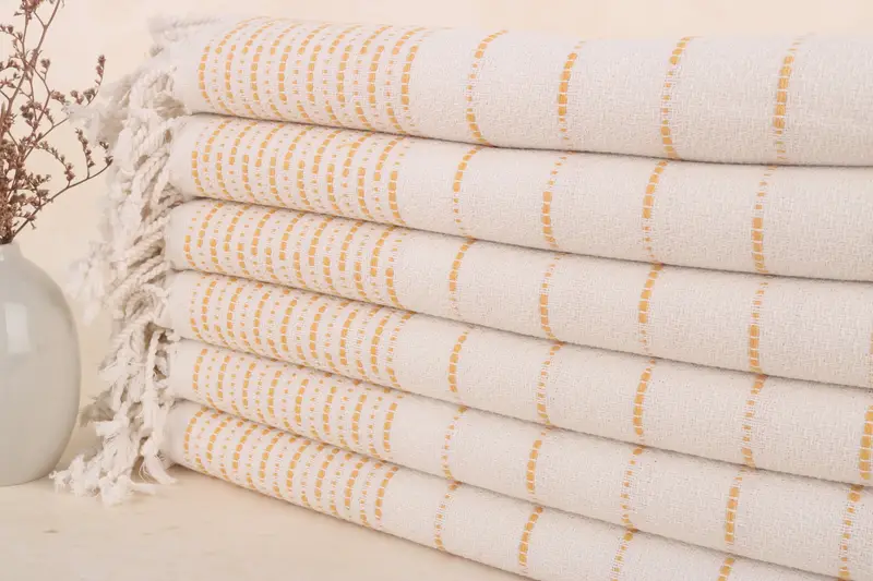 Brautjungferngeschenk, personalisiertes Hochzeits-Badetuch, Senf, Baumwolle, 96,5 x 180 cm