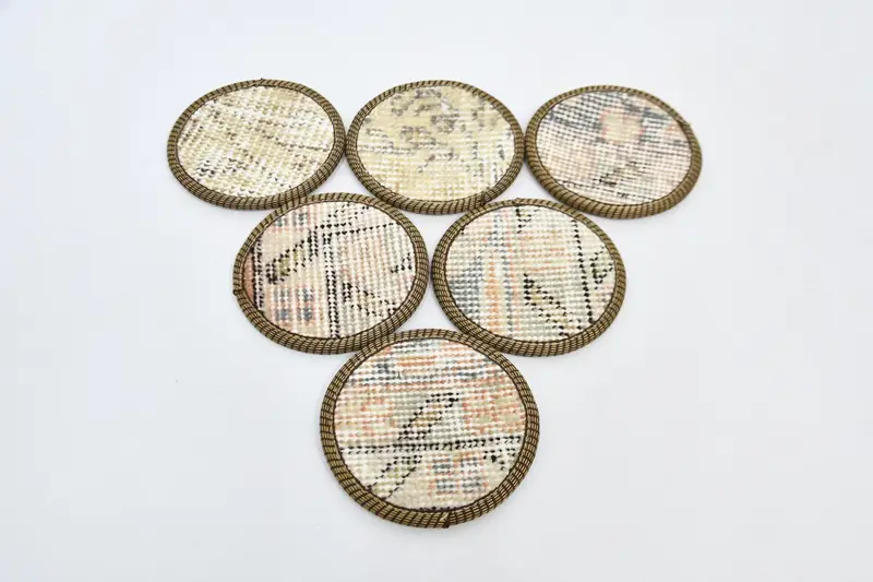 Şık Bej ve Turuncu Kilim Altlığı, Dayanıklı Kilim Altlığı