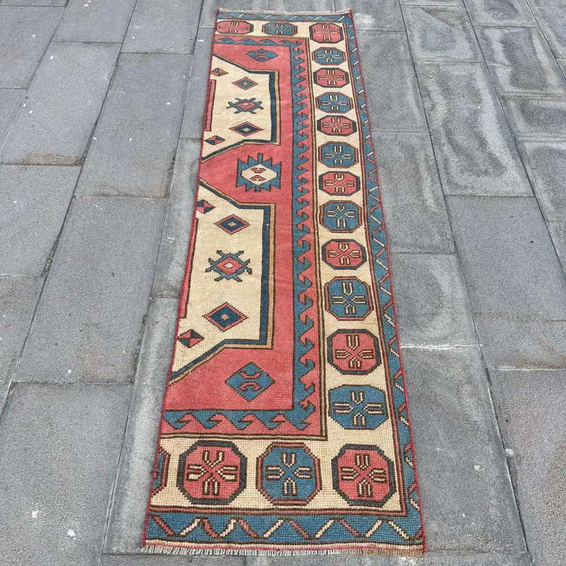 レッドフローラルラグ 2x7.1フィート エレガントベージュペイズリーデザイン