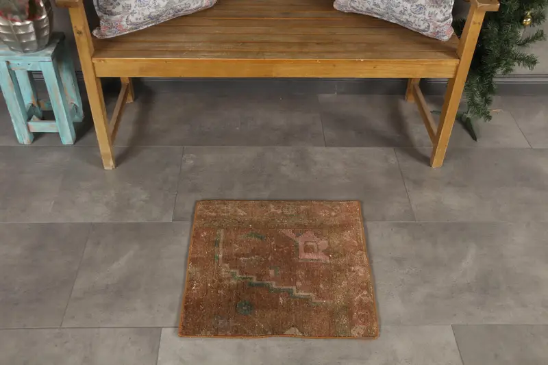 Türk 1.8x1.8 ft Halı, Küçük Vintage Halı, Kahverengi Patchwork Yün Halı - 1