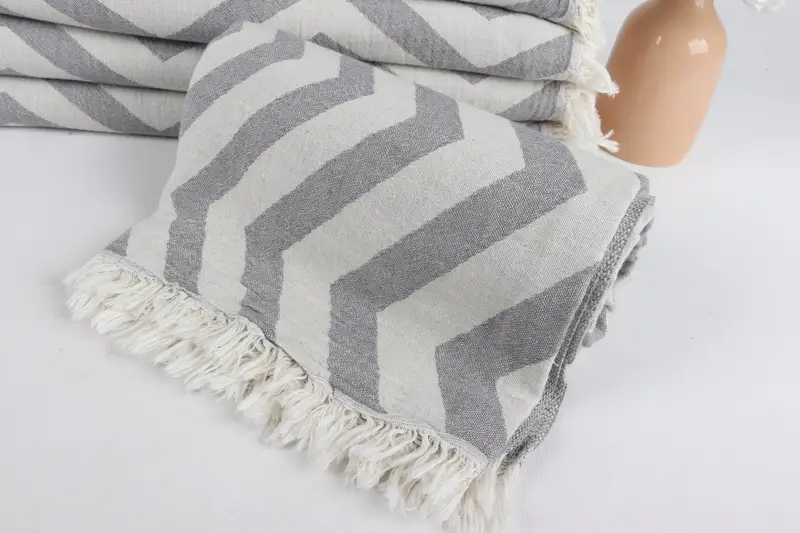 Luxury towel, Fringed Turkish peshtemal beach towel USA, 70x40 Cotton Zigzag Design Towel, Personalised Gift, Housewarming Gift, Peshtemal Towel - 5