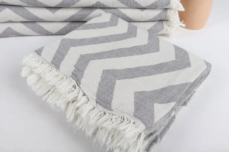 Luxury towel, Fringed Turkish peshtemal beach towel USA, 70x40 Cotton Zigzag Design Towel, Personalised Gift, Housewarming Gift, Peshtemal Towel - 6