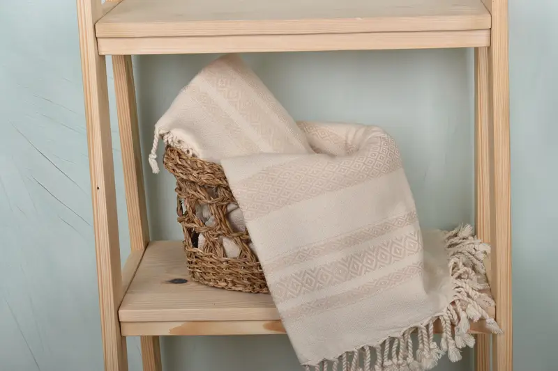 Embroidered Towel, 70x36 Cotton Diamond Towel, Christmas Gift, Peshtemal Towel USA, Custom Bath Towel, Bridesmaid Gift Towel, Monogram Turkish Towel - 4