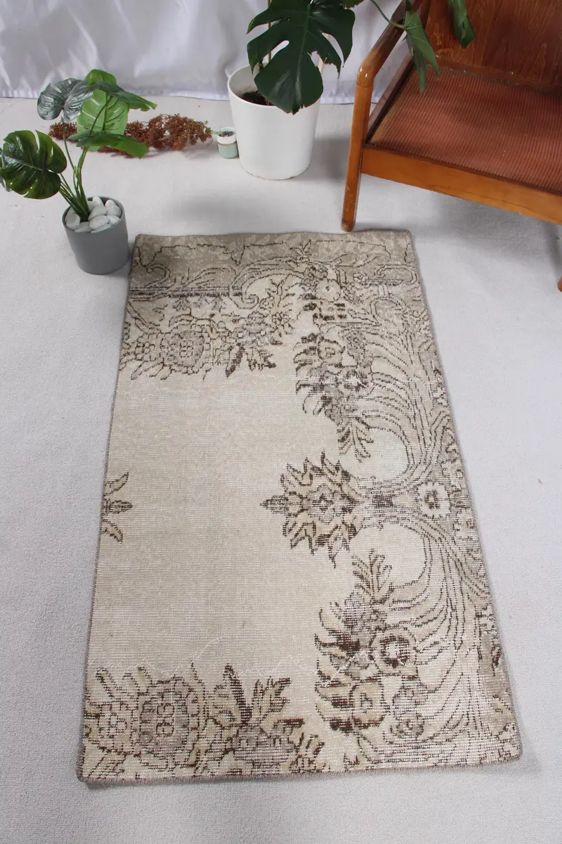 Alfombra Elegante Beige y Marrón, 8x12m Diseño Botánico