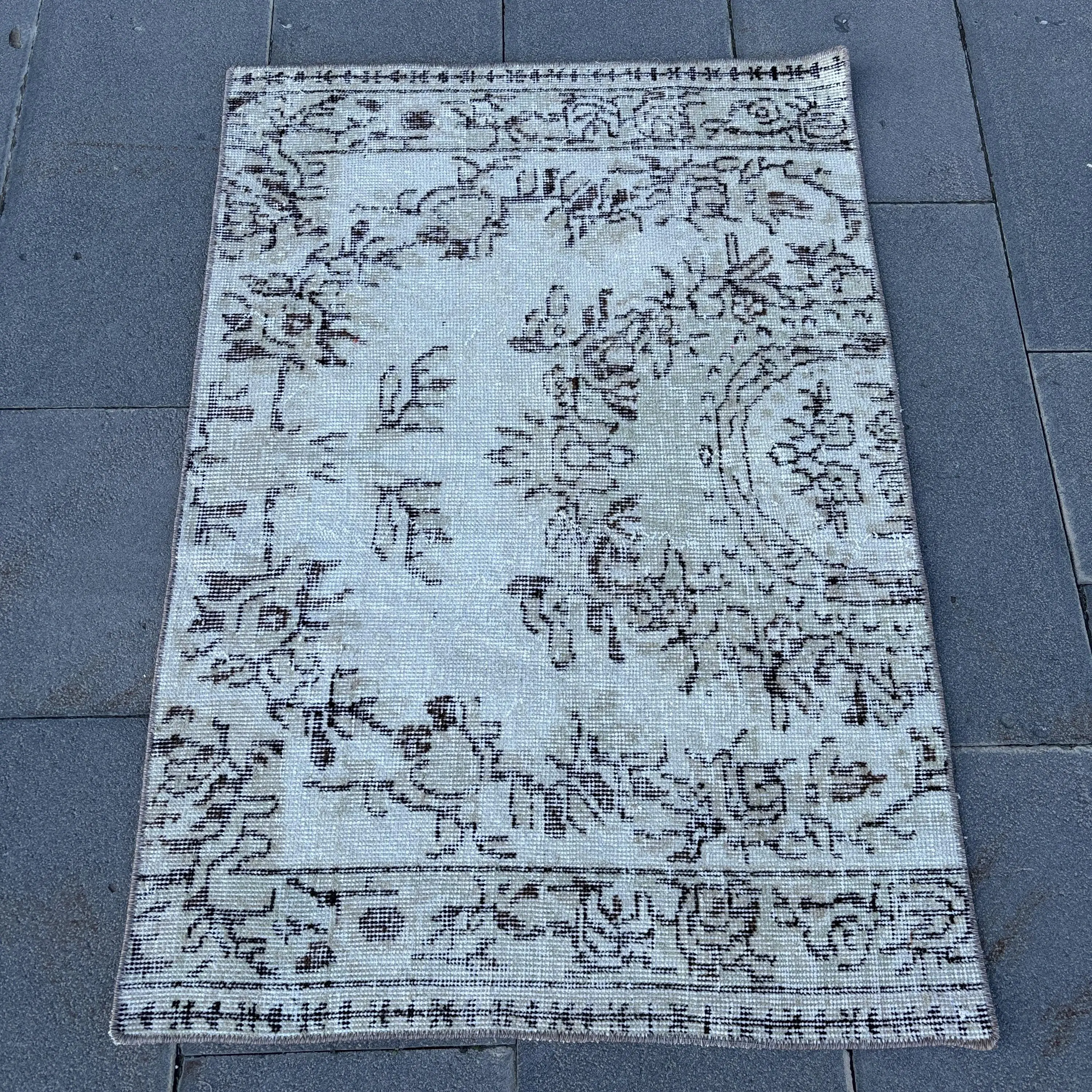 Turkish Small Rug, 2.6x3.8 ft Vintage Rug, Gray Wool Rug - 1