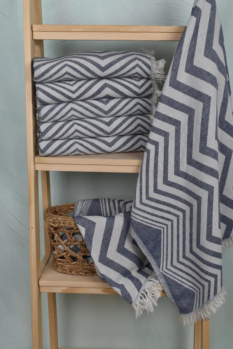 Custom Bath Towel, Beach Towel Bulk, Monogram Beach Towel, 70x40 Cotton Zigzag Design Towel, Travel Towel, Merry Christmas Gifts, Turkish hand towel - 3