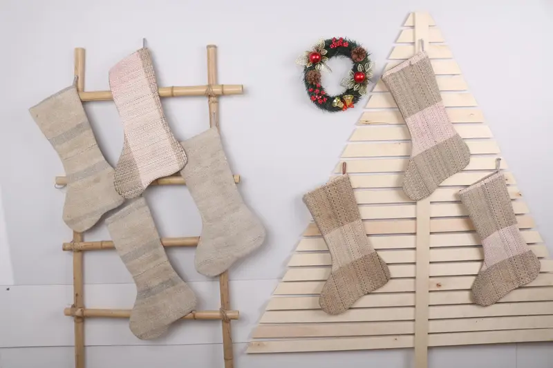 Festliches Weihnachtsornamentmuster, 7-Zoll-Weihnachtsstrumpf