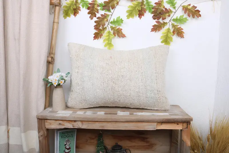 Handgefertigtes besticktes Southwestern-Wurfkissen, vielseitiges 16x24-Kissen