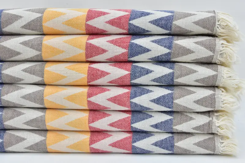 Custom Wedding Gift, Family Gift Basket, Cotton towel, Bachelorette Party Favors Beach, Thin towel, 70x40 Cotton Zigzag Design Towel, Pool Towels - 3